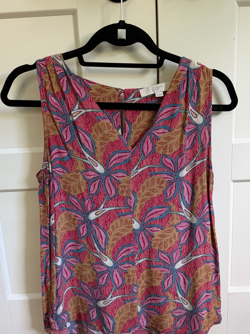 LOFT Floral V-Neck Sleeveless Top